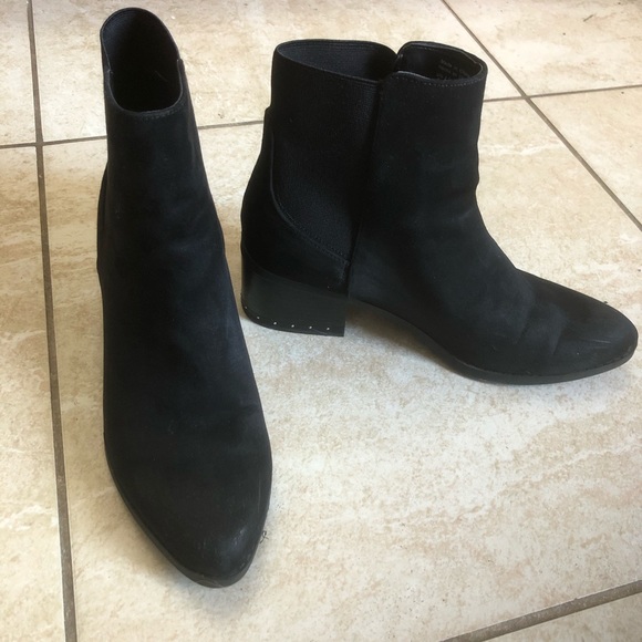 Call it Spring Black Boots - Picture 4 of 7